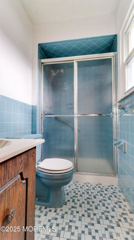 1 Whitecap Way, Brick, NJ 08723