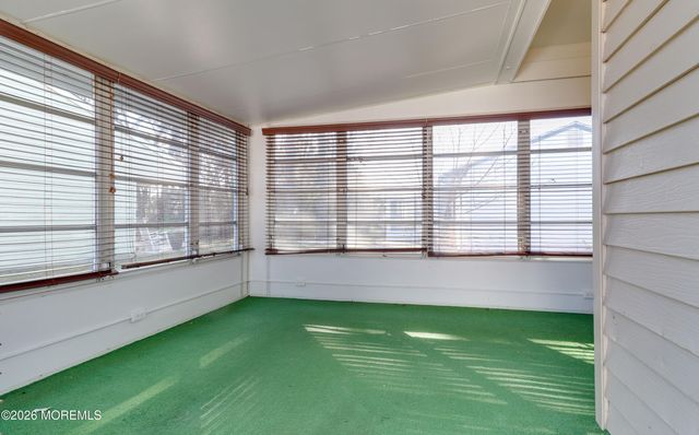 1 Whitecap Way, Brick, NJ 08723