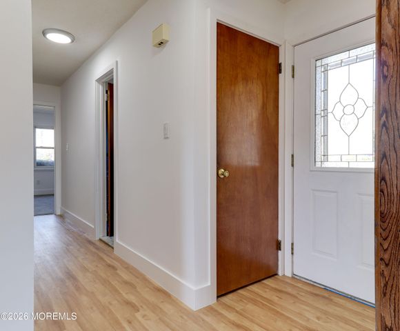 1 Whitecap Way, Brick, NJ 08723