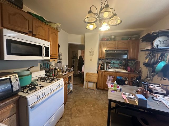 4816 W 24th Street, Cicero, IL 60804