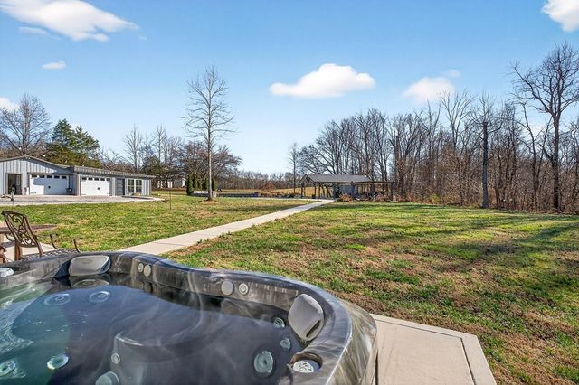 6081 Buck Mountain Rd, Cookeville, TN 38506