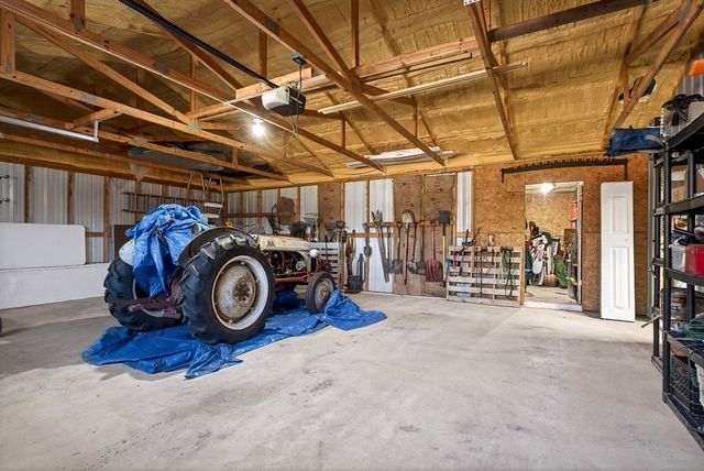 6081 Buck Mountain Rd, Cookeville, TN 38506