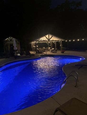 6081 Buck Mountain Rd, Cookeville, TN 38506