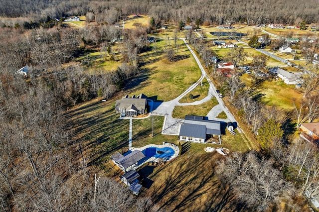 6081 Buck Mountain Rd, Cookeville, TN 38506