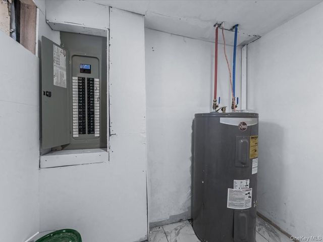 21 James Ll Burrell Avenue, Hempstead, NY 11550