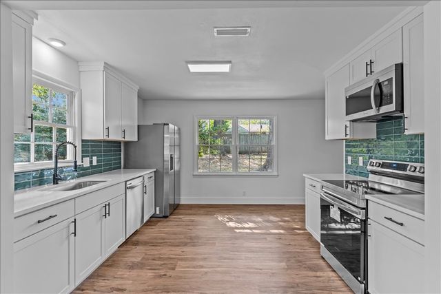 808 S S Ouida St, Enterprise, AL 36330