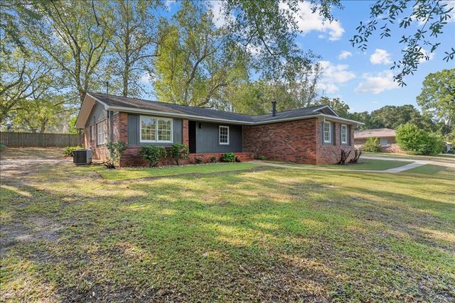 808 S S Ouida St, Enterprise, AL 36330