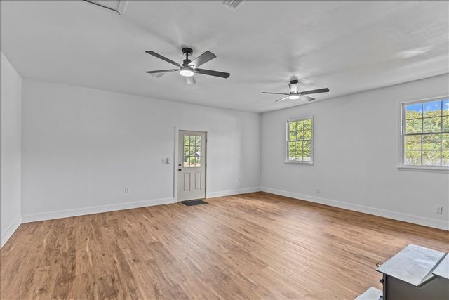 808 S S Ouida St, Enterprise, AL 36330