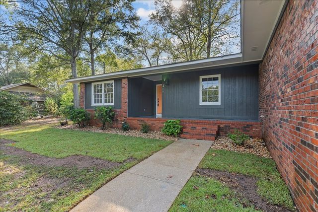 808 S S Ouida St, Enterprise, AL 36330