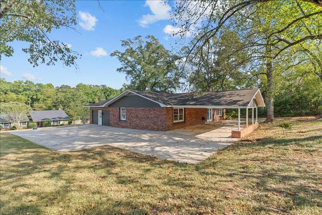 808 S S Ouida St, Enterprise, AL 36330