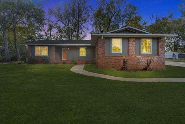 808 S S Ouida St, Enterprise, AL 36330