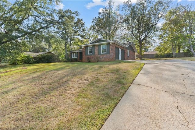 808 S S Ouida St, Enterprise, AL 36330