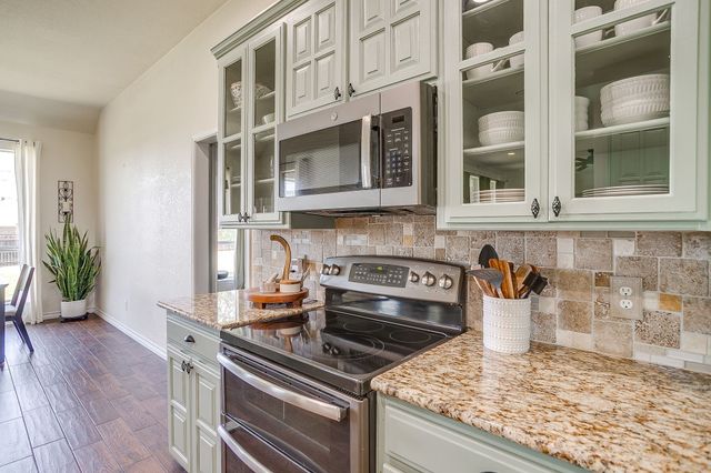162 Lakeview Drive, Aledo, TX 76008