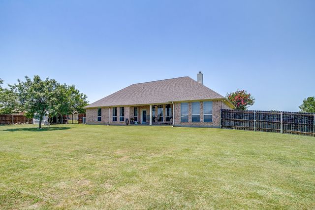 162 Lakeview Drive, Aledo, TX 76008