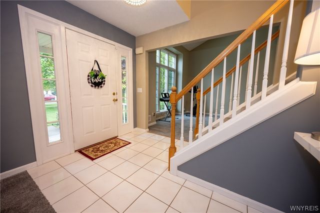 162 Torrey Pine Drive, Greece, NY 14612