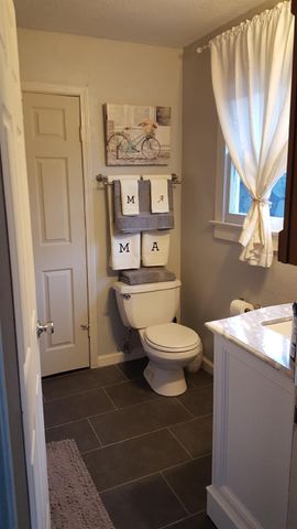 506 Texas, Tomball, TX 77375
