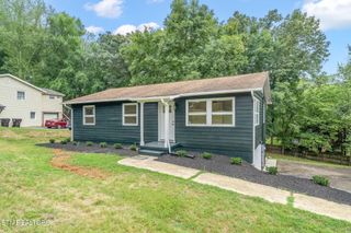 1316 Huntington Rd, Knoxville, TN 37919