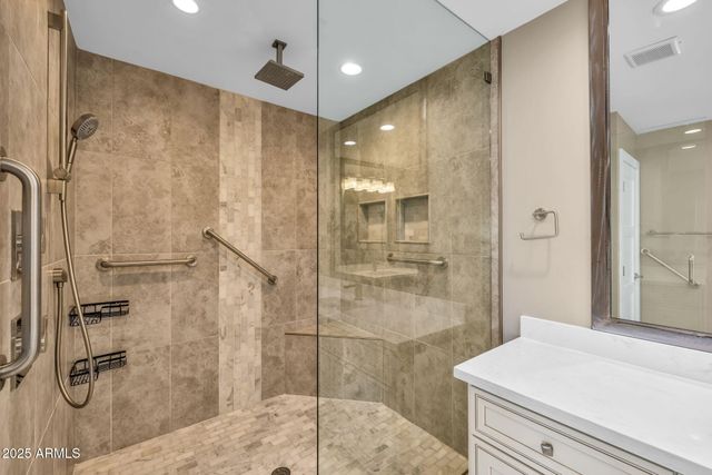 2530 E OREGON Avenue, Phoenix, AZ 85016