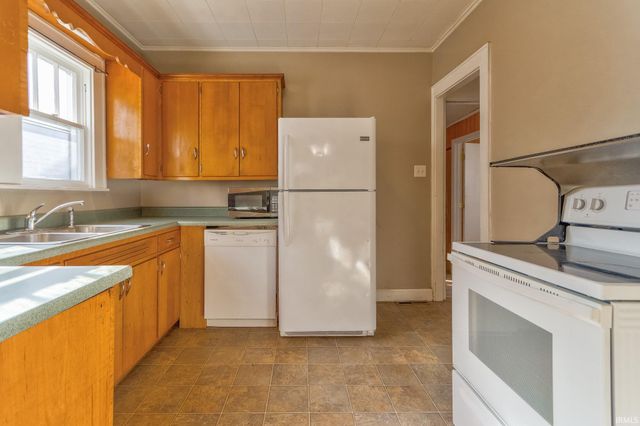 621 9th Street, Tell City, IN 47586