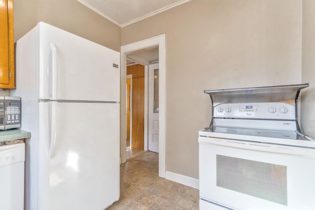 621 9th Street, Tell City, IN 47586