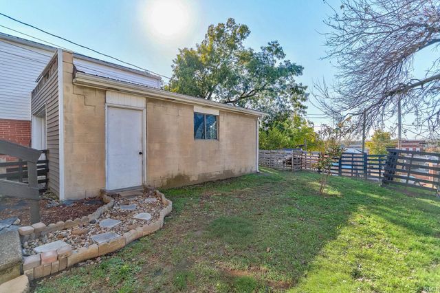 621 9th Street, Tell City, IN 47586