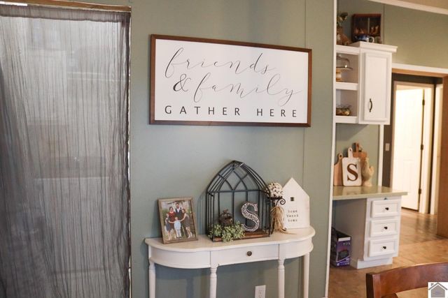 3093 State Route 564, Mayfield, KY 42066