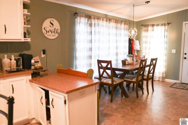 3093 State Route 564, Mayfield, KY 42066