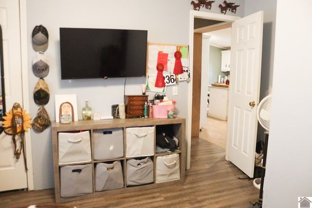 3093 State Route 564, Mayfield, KY 42066