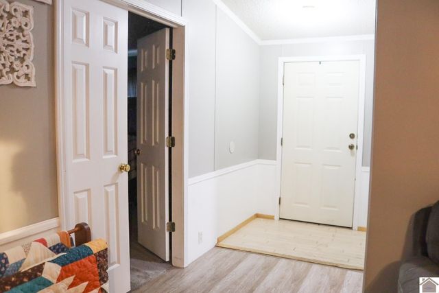 3093 State Route 564, Mayfield, KY 42066