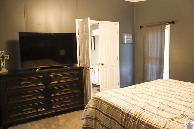 3093 State Route 564, Mayfield, KY 42066