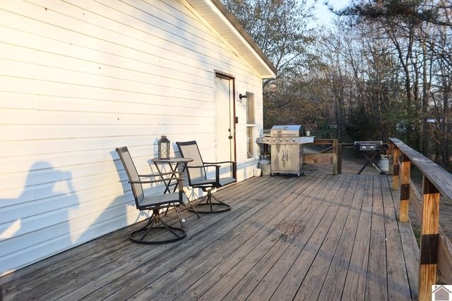 3093 State Route 564, Mayfield, KY 42066