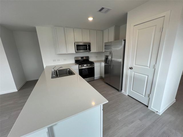 20027 Iron Winds Street, Crosby, TX 77532