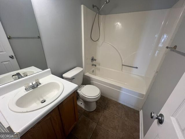 6381 Klondike River Road, Lithonia, GA 30038