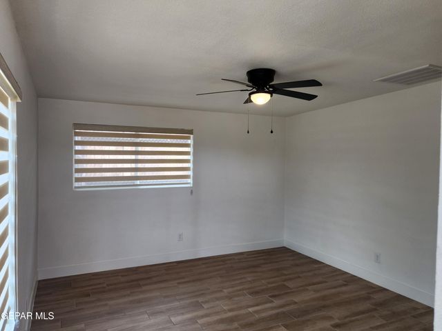 1130 MARLOW Road, El Paso, TX 79905