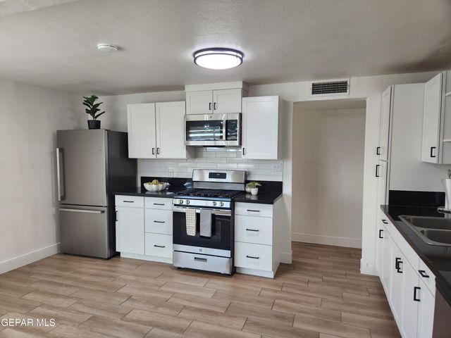 1130 MARLOW Road, El Paso, TX 79905