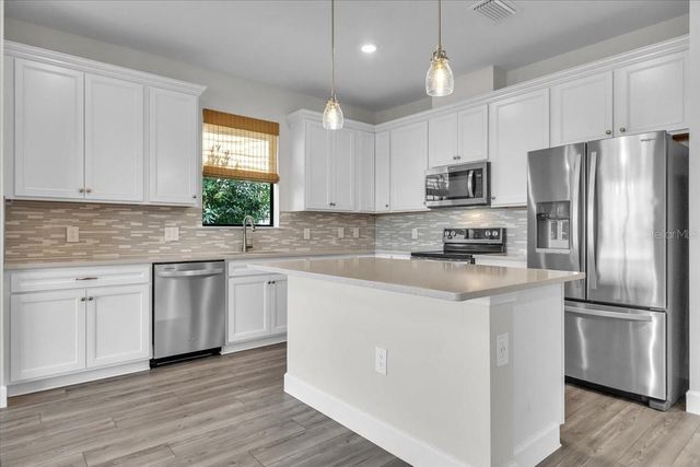 16317 PINE MIST DRIVE, Lakewood Ranch, FL 34211