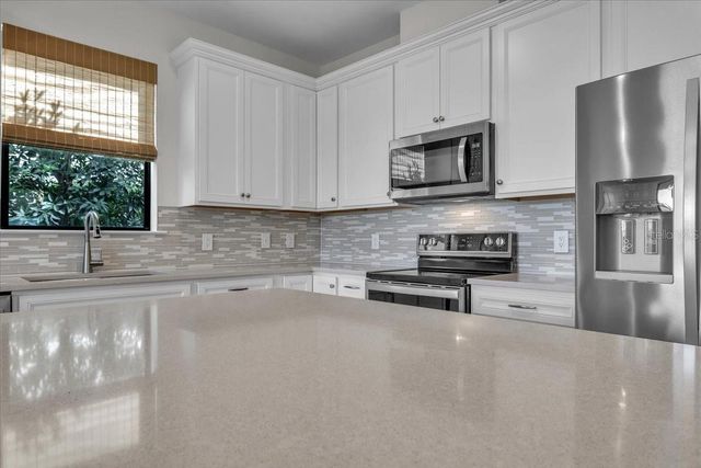 16317 PINE MIST DRIVE, Lakewood Ranch, FL 34211