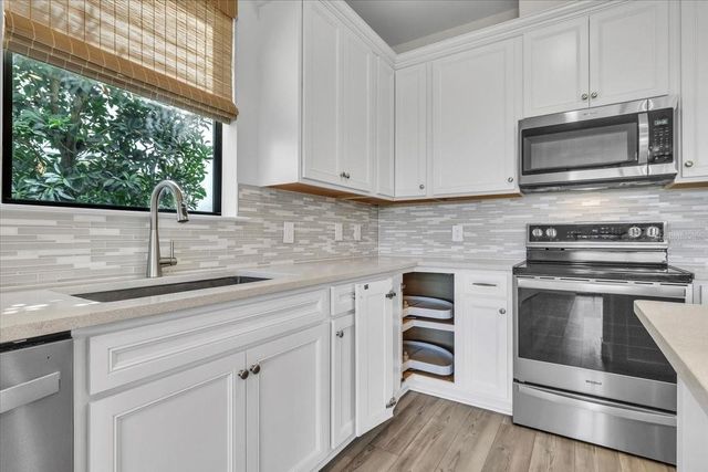 16317 PINE MIST DRIVE, Lakewood Ranch, FL 34211