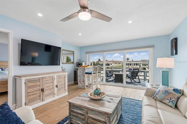392 BOCA CIEGA POINT BOULEVARD N, St Petersburg, FL 33708