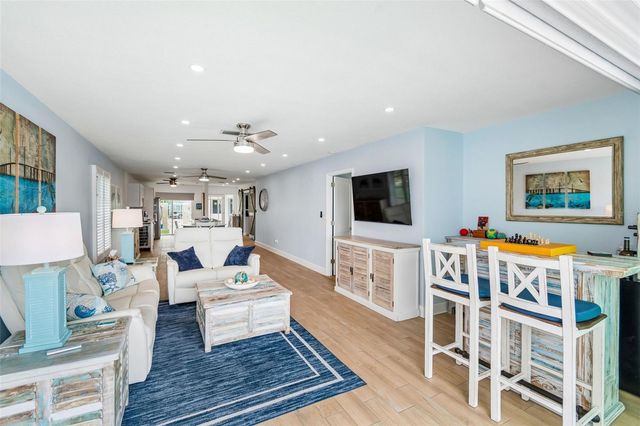 392 BOCA CIEGA POINT BOULEVARD N, St Petersburg, FL 33708