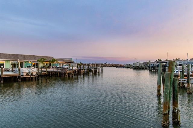 392 BOCA CIEGA POINT BOULEVARD N, St Petersburg, FL 33708