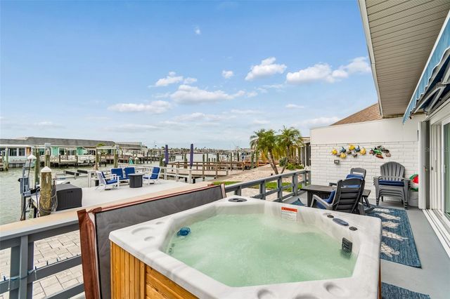 392 BOCA CIEGA POINT BOULEVARD N, St Petersburg, FL 33708