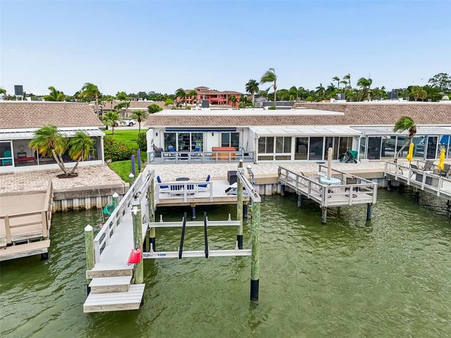392 BOCA CIEGA POINT BOULEVARD N, St Petersburg, FL 33708