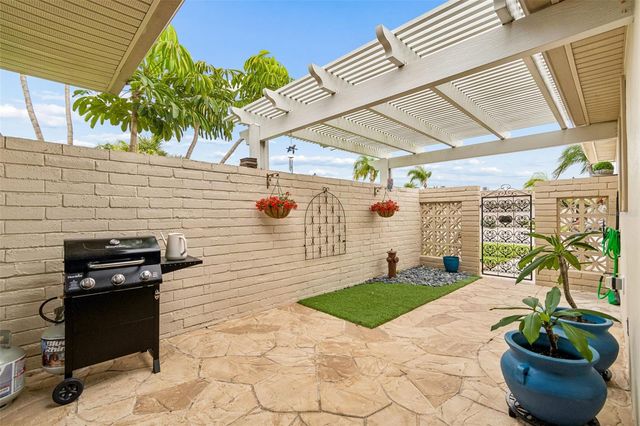 392 BOCA CIEGA POINT BOULEVARD N, St Petersburg, FL 33708