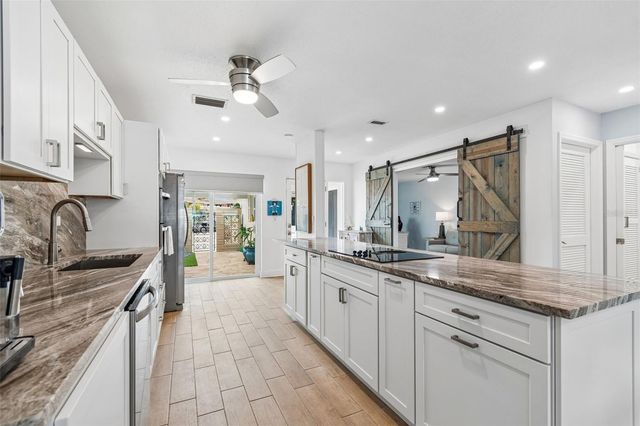 392 BOCA CIEGA POINT BOULEVARD N, St Petersburg, FL 33708