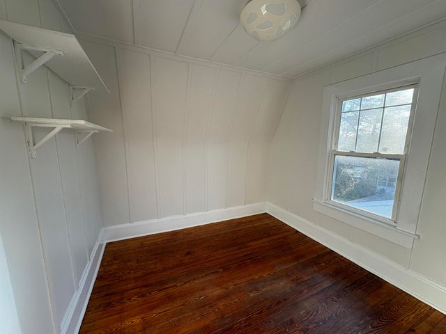 203 S Hampton Dr, Spartanburg, SC 29306