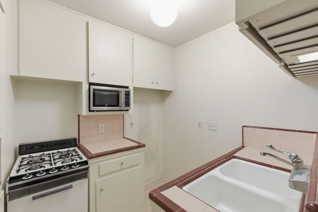 1941 Lexington Street 6, Houston, TX 77098