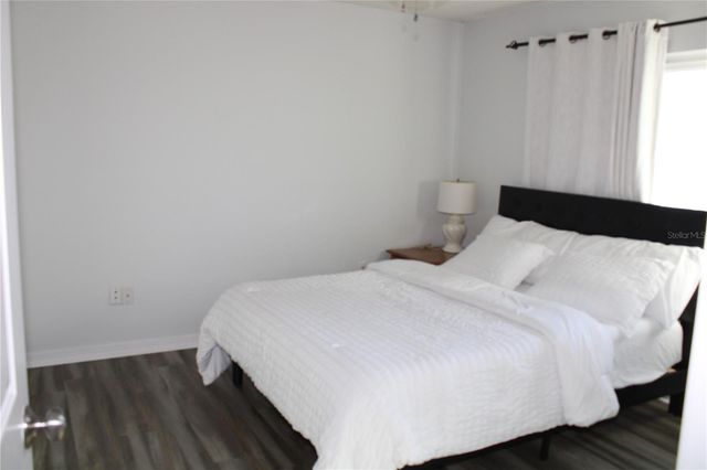 7655 CARDIFF COURT, St Petersburg, FL 33709