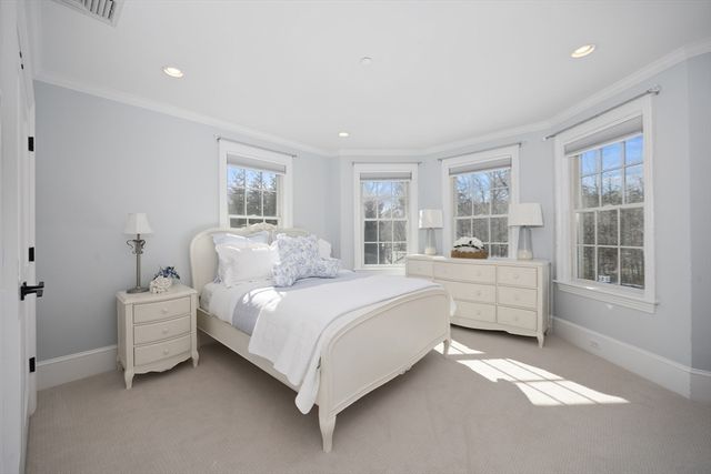 21 Henrys Lane, Norwell, MA 02061