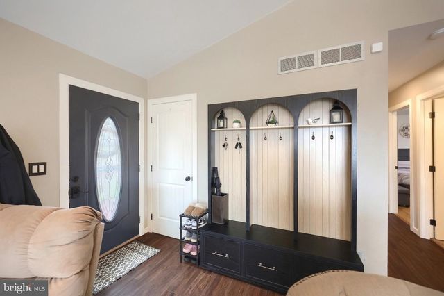 15 SCHOFIELD DR, East Berlin, PA 17316